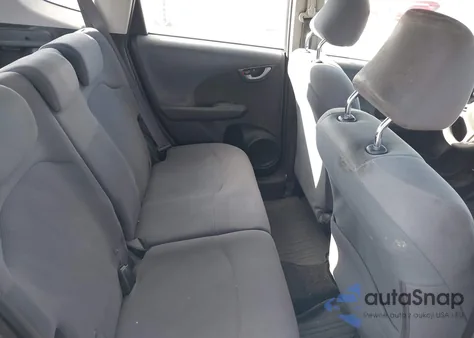 2010 Honda Fit z USA, uszkodzony, nr VIN JHMGE8G25AC001617